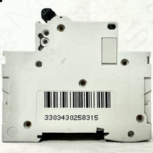 Load image into Gallery viewer, Merlin Gerin 25831 Multi 9 C60N C16 Circuit Breaker 16A 415V DIN Rail MG258312