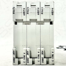Load image into Gallery viewer, Merlin Gerin 25833 Multi 9 C60N C25 Circuit Breaker 25A 415V DIN Rail MG258335
