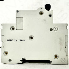 Load image into Gallery viewer, Merlin Gerin 25729 Multi 9 C60HD D16 Circuit Breaker 16A 415V DIN Rail MG257294