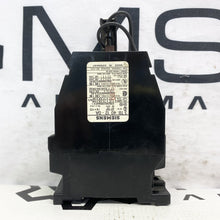 Load image into Gallery viewer, (Lot 5) Siemens 3TB40 9A Contactor Relay 3-Pole 600V 120VCoil 0AK6 2NC/2NC 5