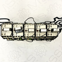 Load image into Gallery viewer, (Lot 5) Siemens 3TB40 9A Contactor Relay 3-Pole 600V 120VCoil 0AK6 2NC/2NC 0