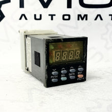 Load image into Gallery viewer, Fuji Electric PXZ4RCY2-5VC26-D Digital Temperature Controller0