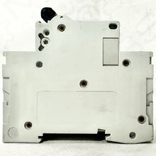 Load image into Gallery viewer, Merlin Gerin 25729 Multi 9 C60HD D16 Circuit Breaker 16A 415V DIN Rail MG257292
