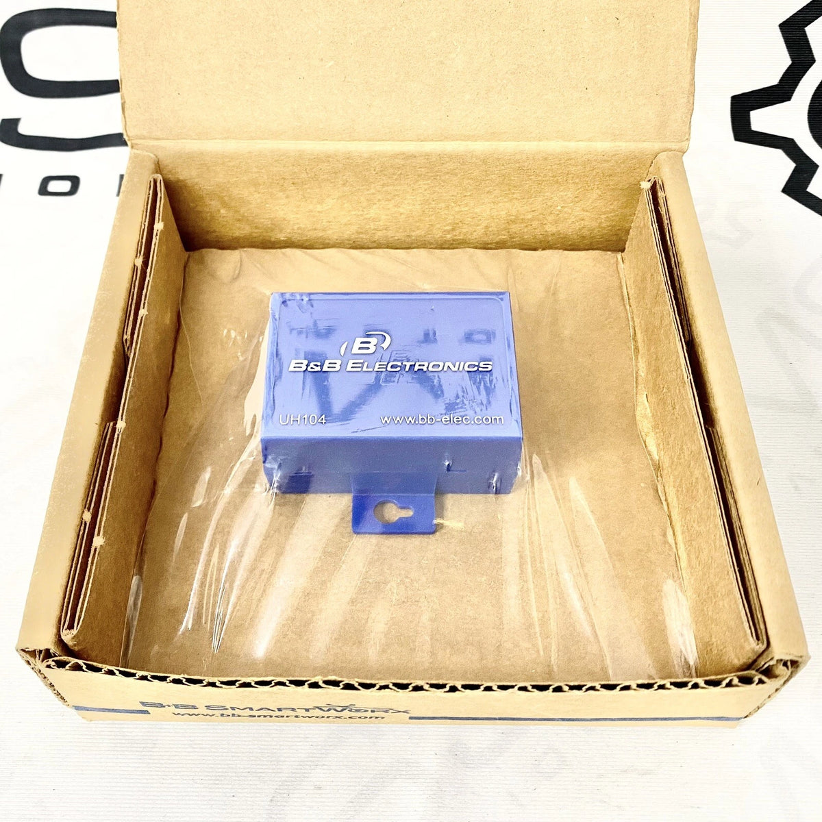 Advantech BB-UH104 — representative exact-model reference photo